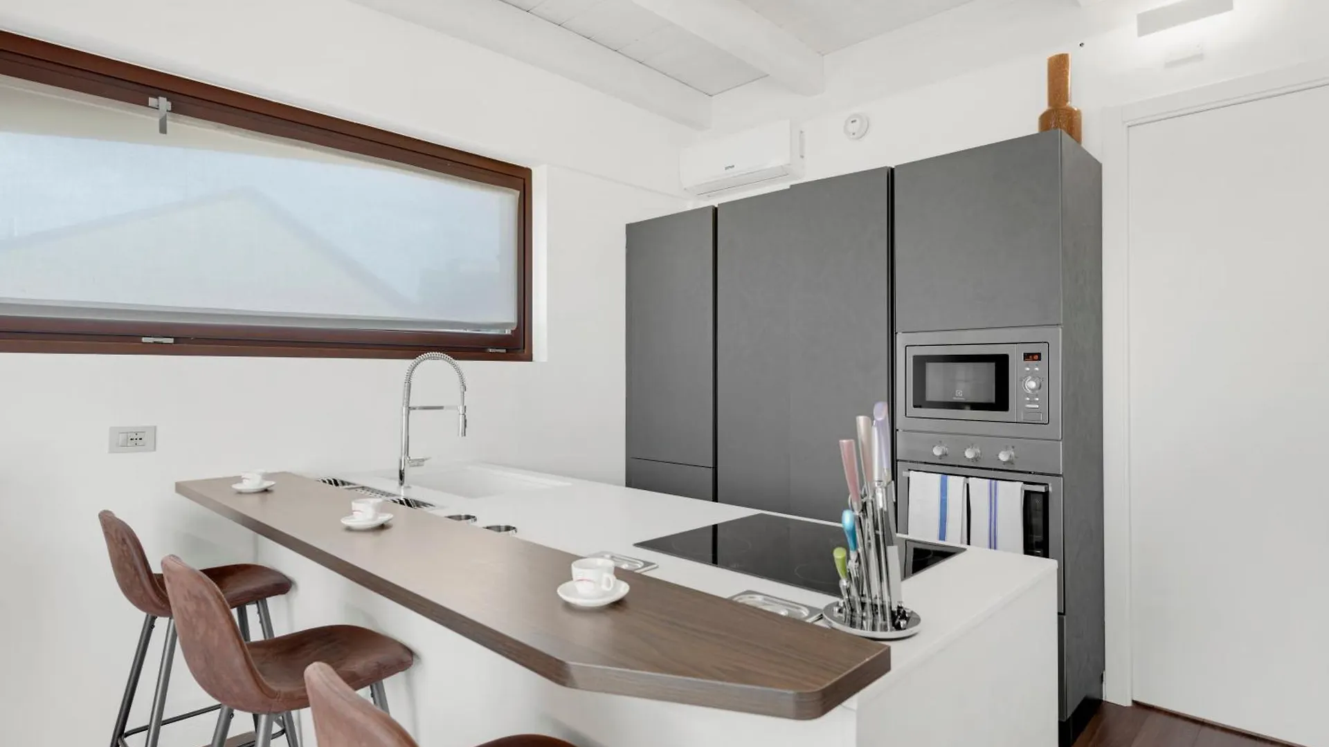 Lussuoso Attico Milano Appartement 0*, Milaan