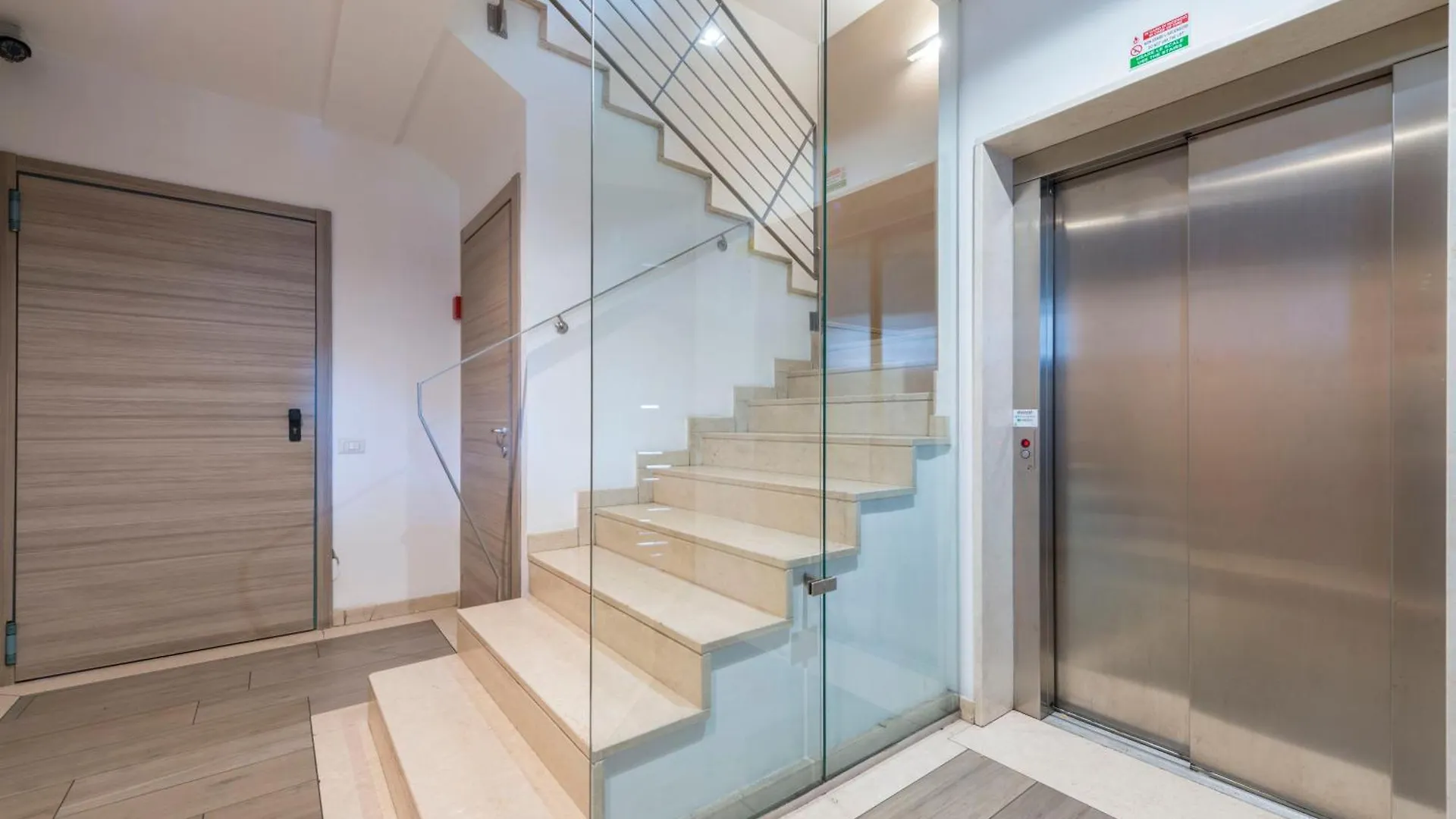 Lussuoso Attico Milano Appartement 0*, Milaan